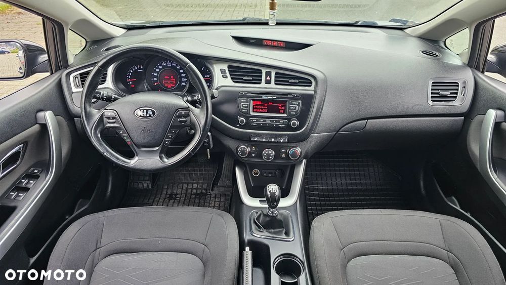 Kia Ceed - 20