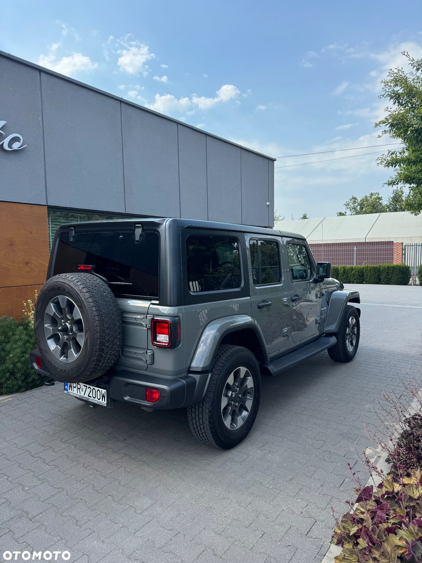 Jeep Wrangler - 4