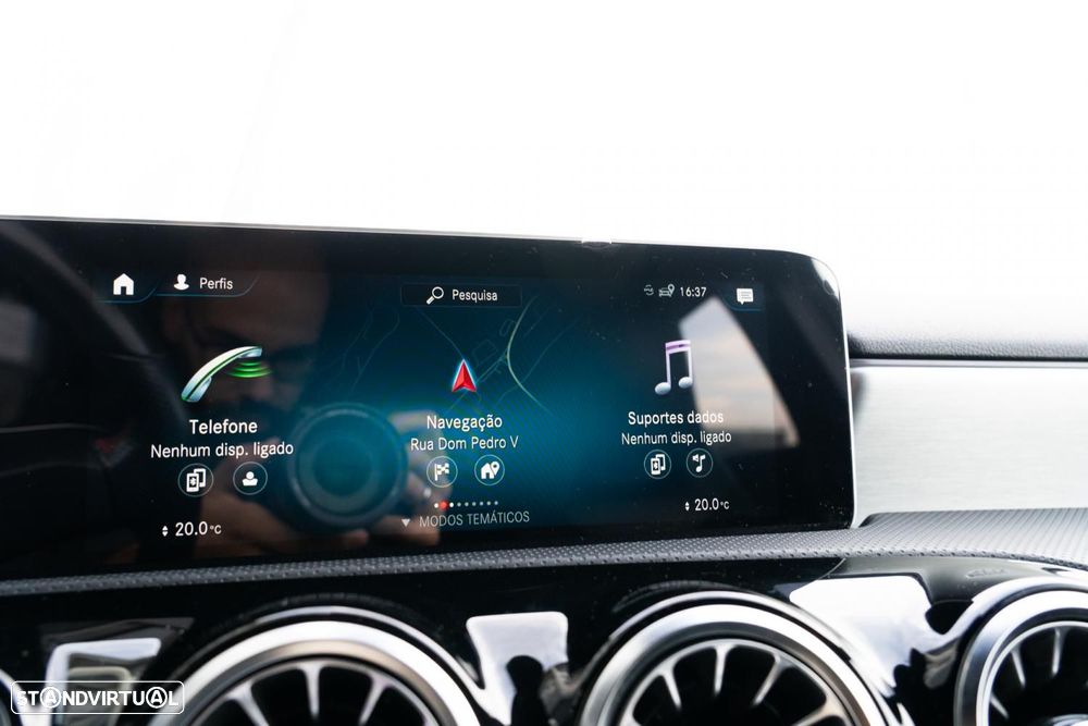 Mercedes-Benz A 180 d AMG Line - 11