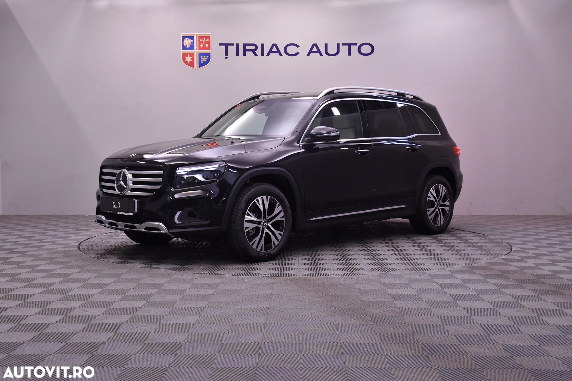 Mercedes-Benz GLB 220 d 4MATIC Aut. - 1