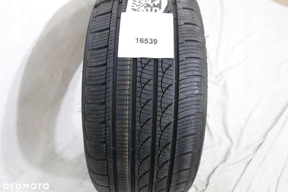 opona zimowa 1sztuka rotalla ice-plus s210 225/40 r18 92v xl produkcja 2222 - 2