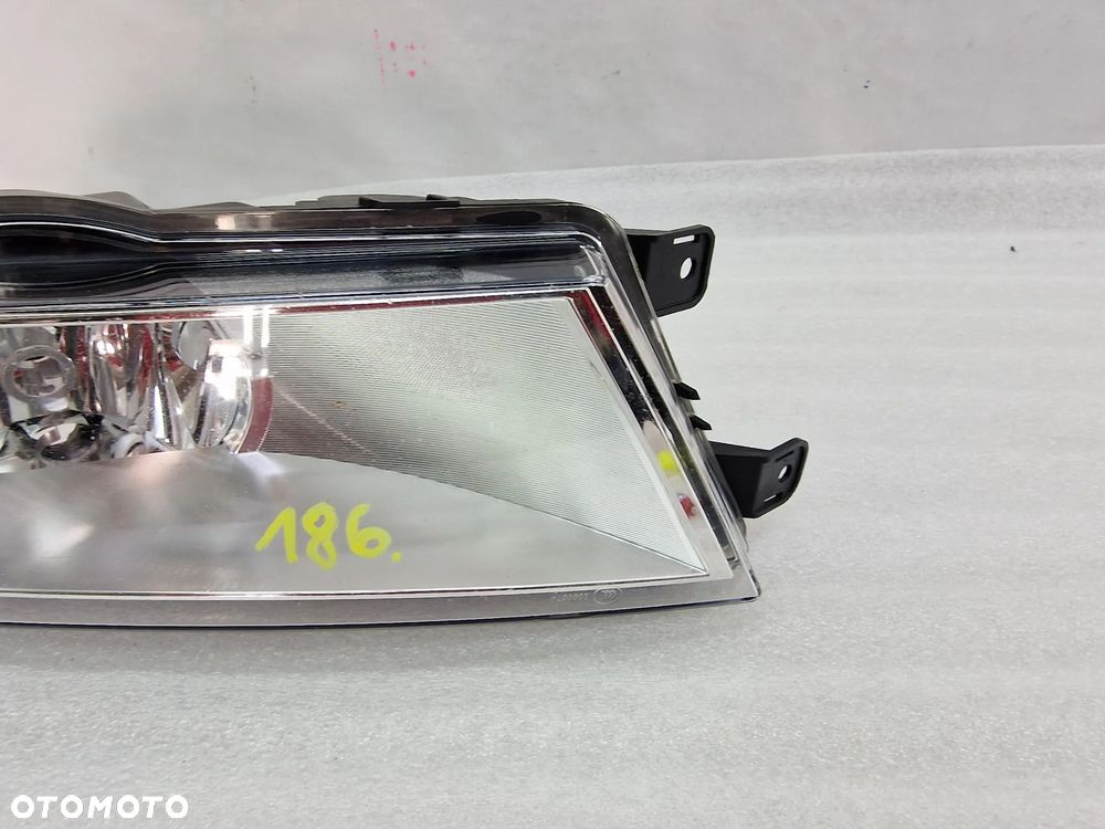 SKODA OCTAVIA 3 III 5E0 12- LEWY HALOGEN , NR 5E0941699D , NR AUKCJI H186 - 4