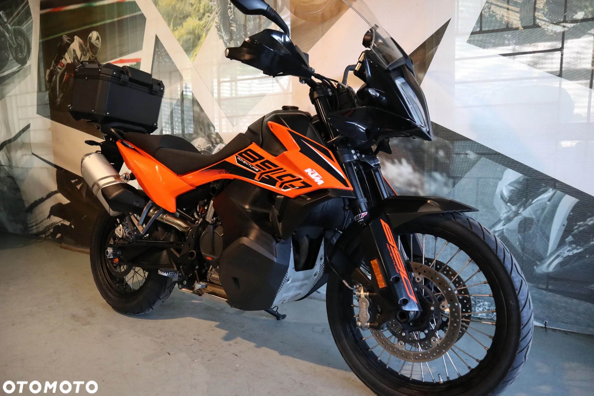 KTM Adventure - 12