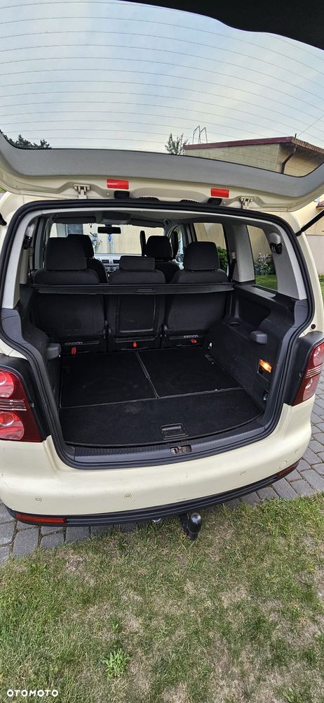 Volkswagen Touran 1.9 TDI DPF United - 31