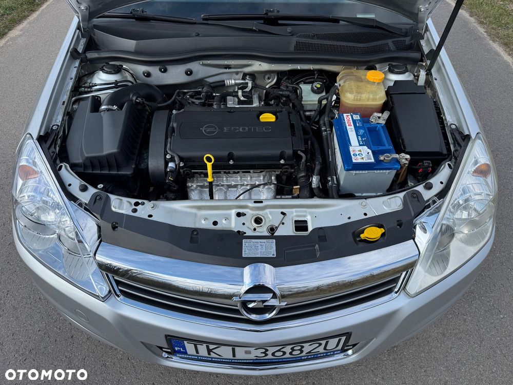 Opel Astra 1.6 Design Edition - 17