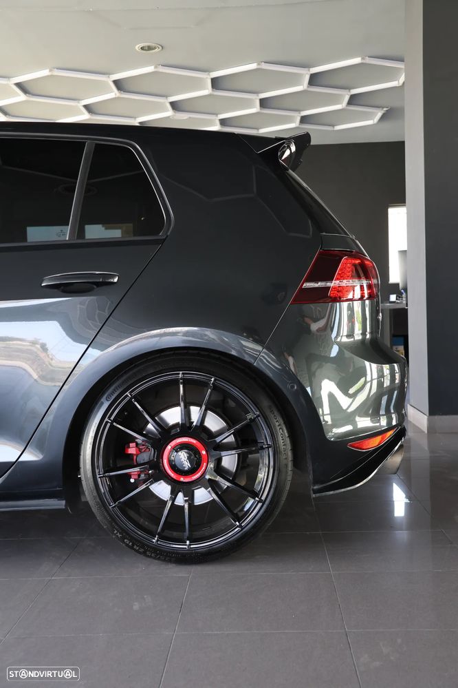 VW Golf 2.0 TSi GTi DSG Performance - 21