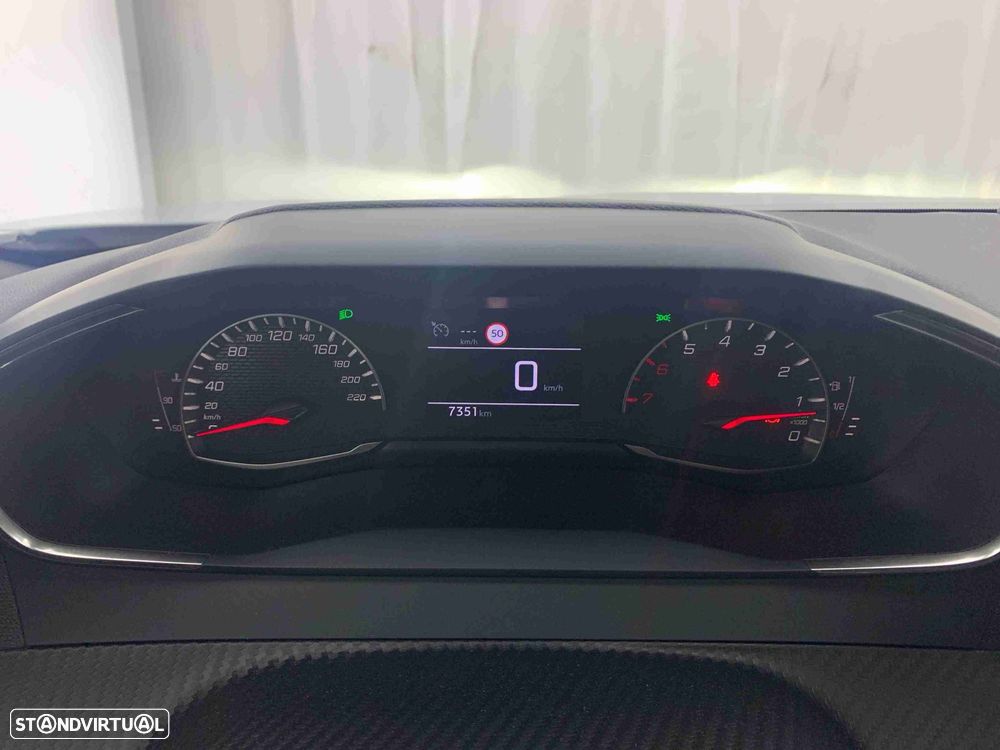 Peugeot 2008 1.2 PureTech Style - 8