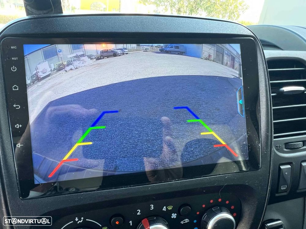 Renault Trafic L2H1 2.0 dci grand confort - 18