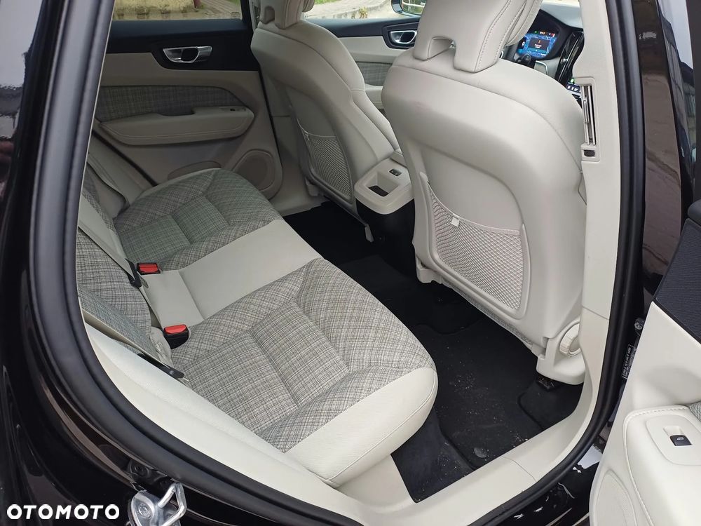 Volvo XC 60 - 13