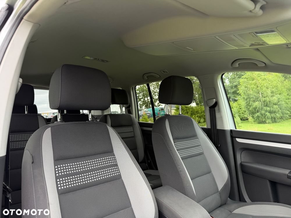 Volkswagen Touran 2.0 TDI DPF Comfortline - 17