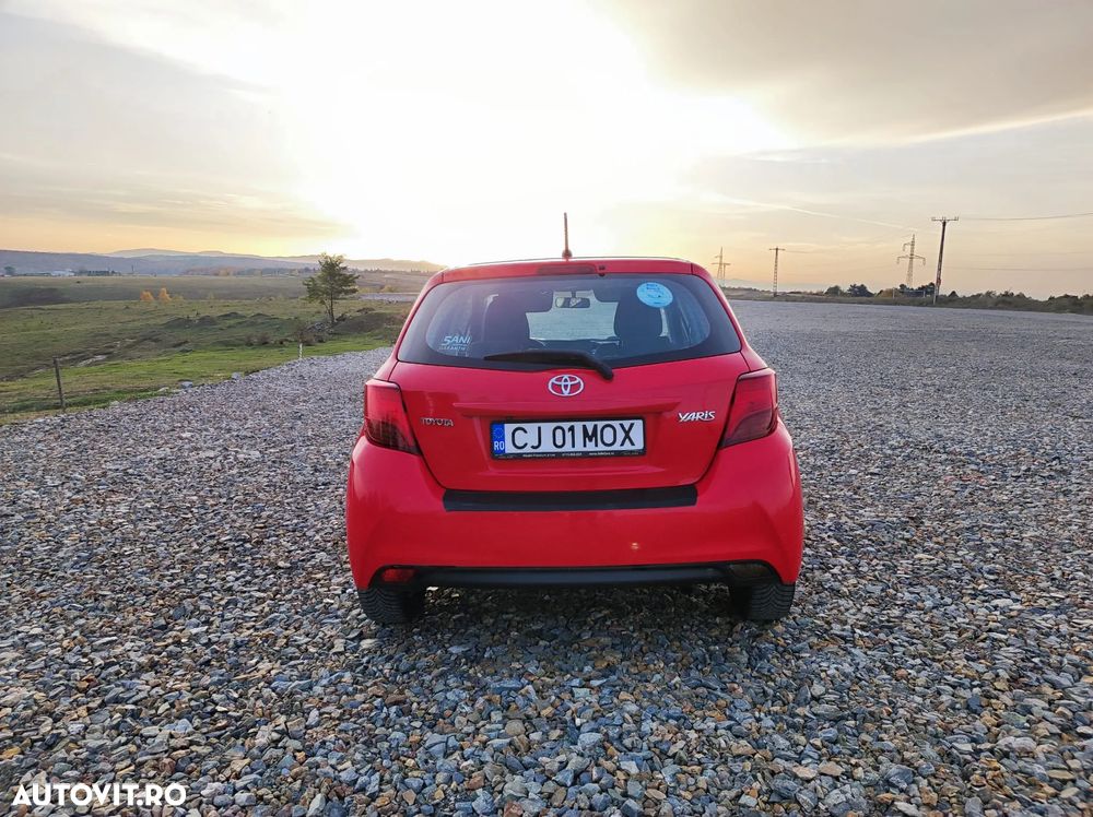 Toyota Yaris 1.3 VVT-i Luna - 5