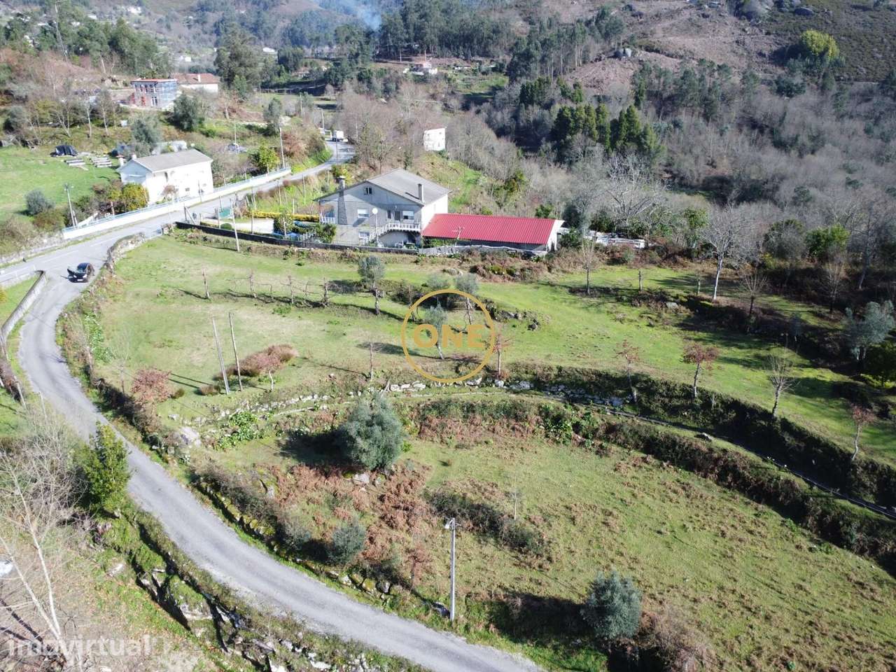 Terreno em Valdreu – Vila Verde - Grande imagem: 2/28
