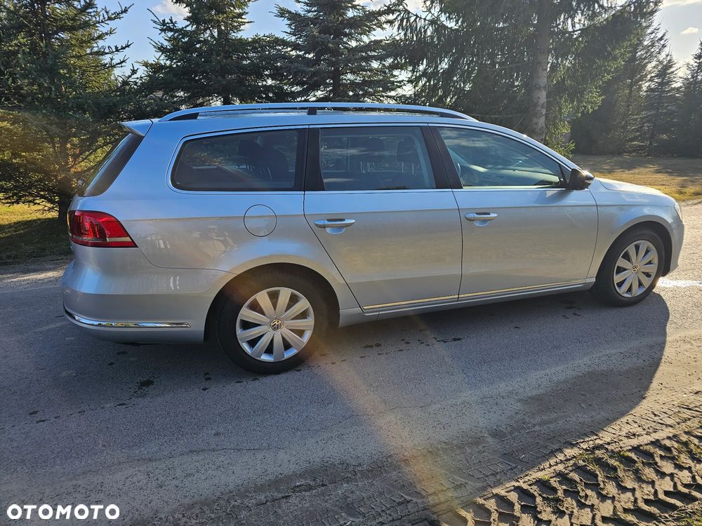 Volkswagen Passat 2.0 TDI BlueMotion Technology Highline - 29