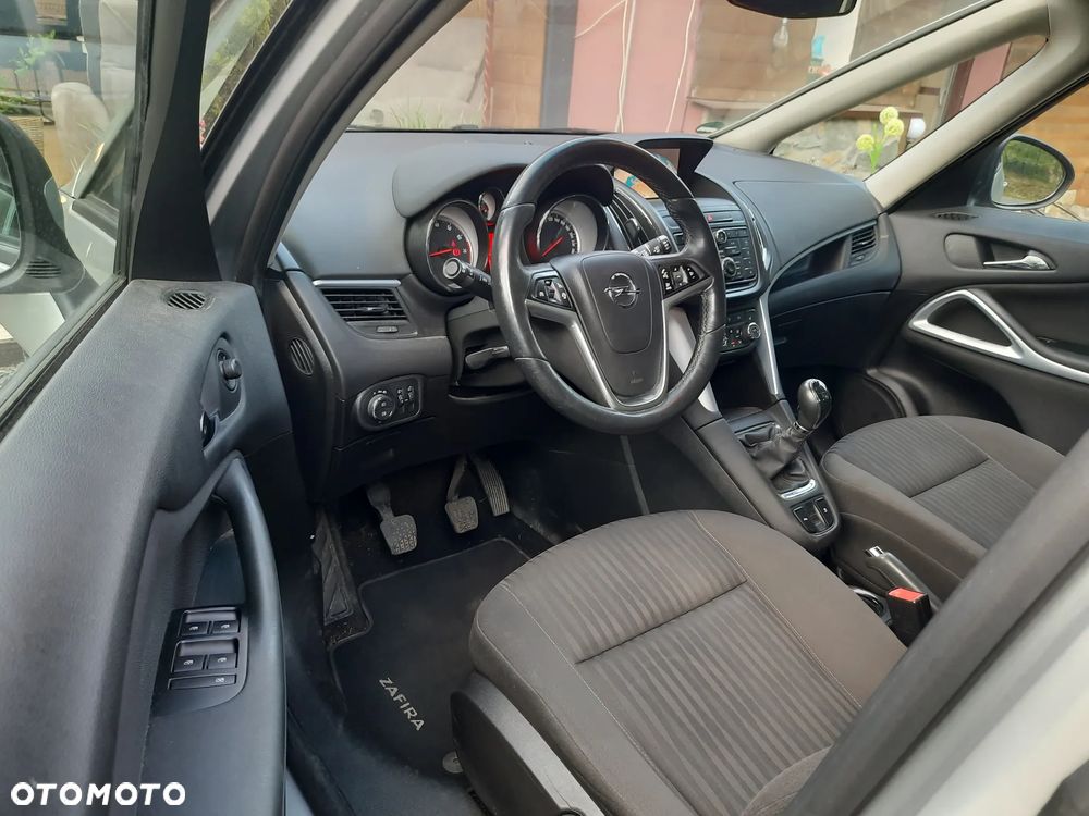 Opel Zafira 1.4 T Elite - 9