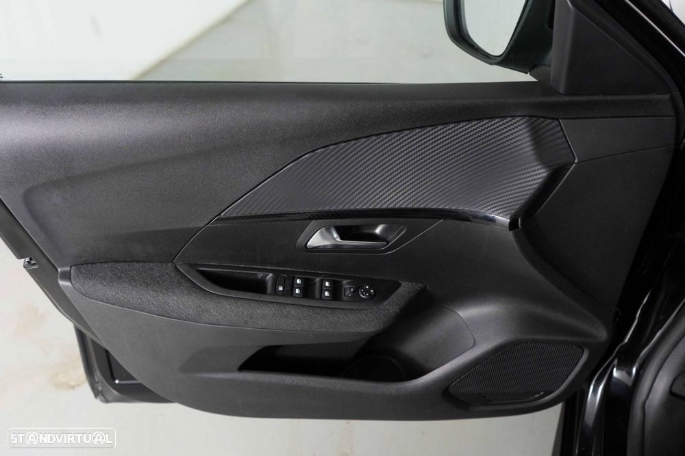 Peugeot 208 1.2 Hybrid Style e-DCS6 - 19