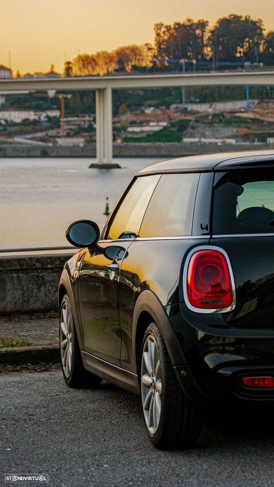 MINI 3 Portas Cooper S - 2