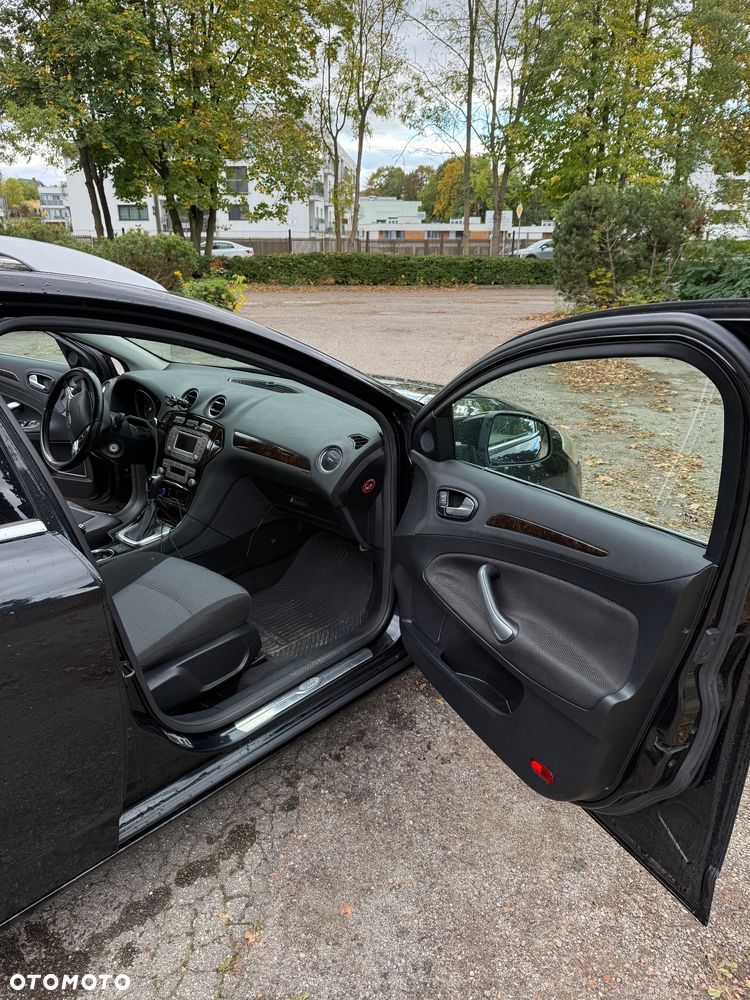Ford Mondeo - 18