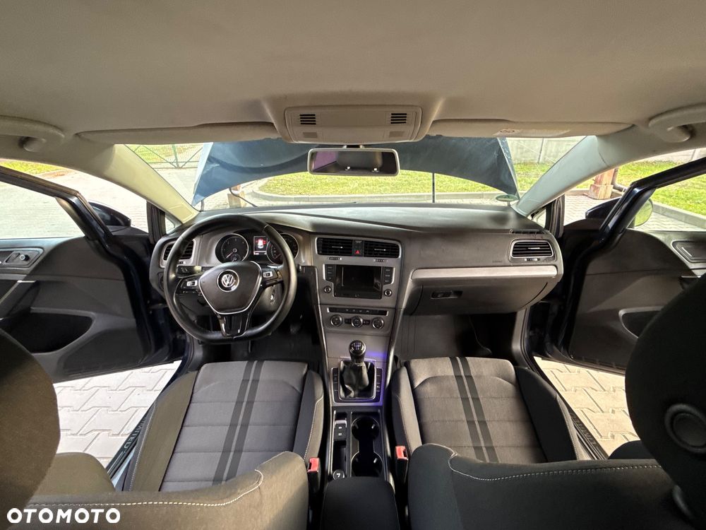 Volkswagen Golf 1.6 TDI BlueMotion Technology Comfortline - 18