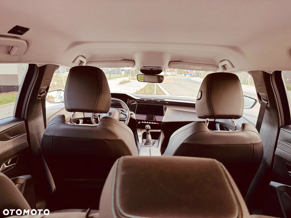 Peugeot 308 1.2 PureTech Allure Pack S&S - 16