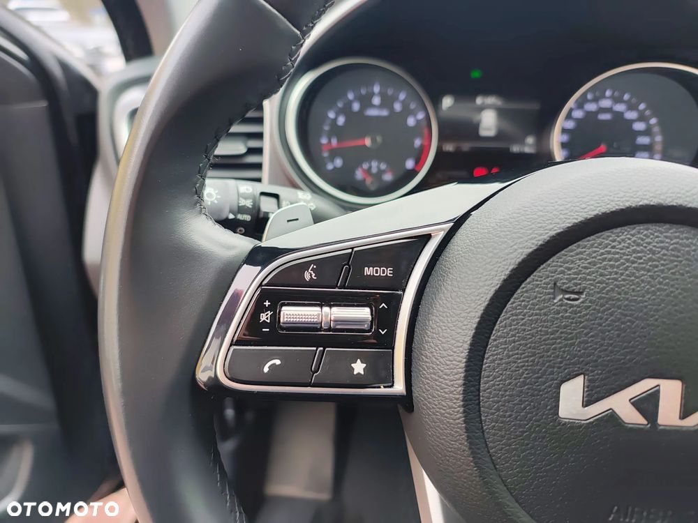 Kia XCeed 1.5 T-GDI M DCT - 14