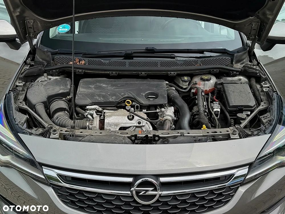 Opel Astra 1.6 D (CDTI) Start/Stop Innovation - 26