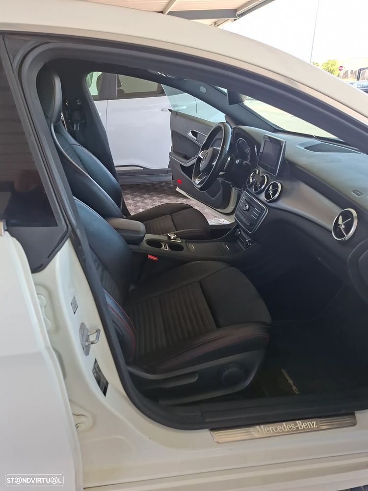 Mercedes-Benz CLA 200 d 7G-DCT AMG Line — fotografia 13