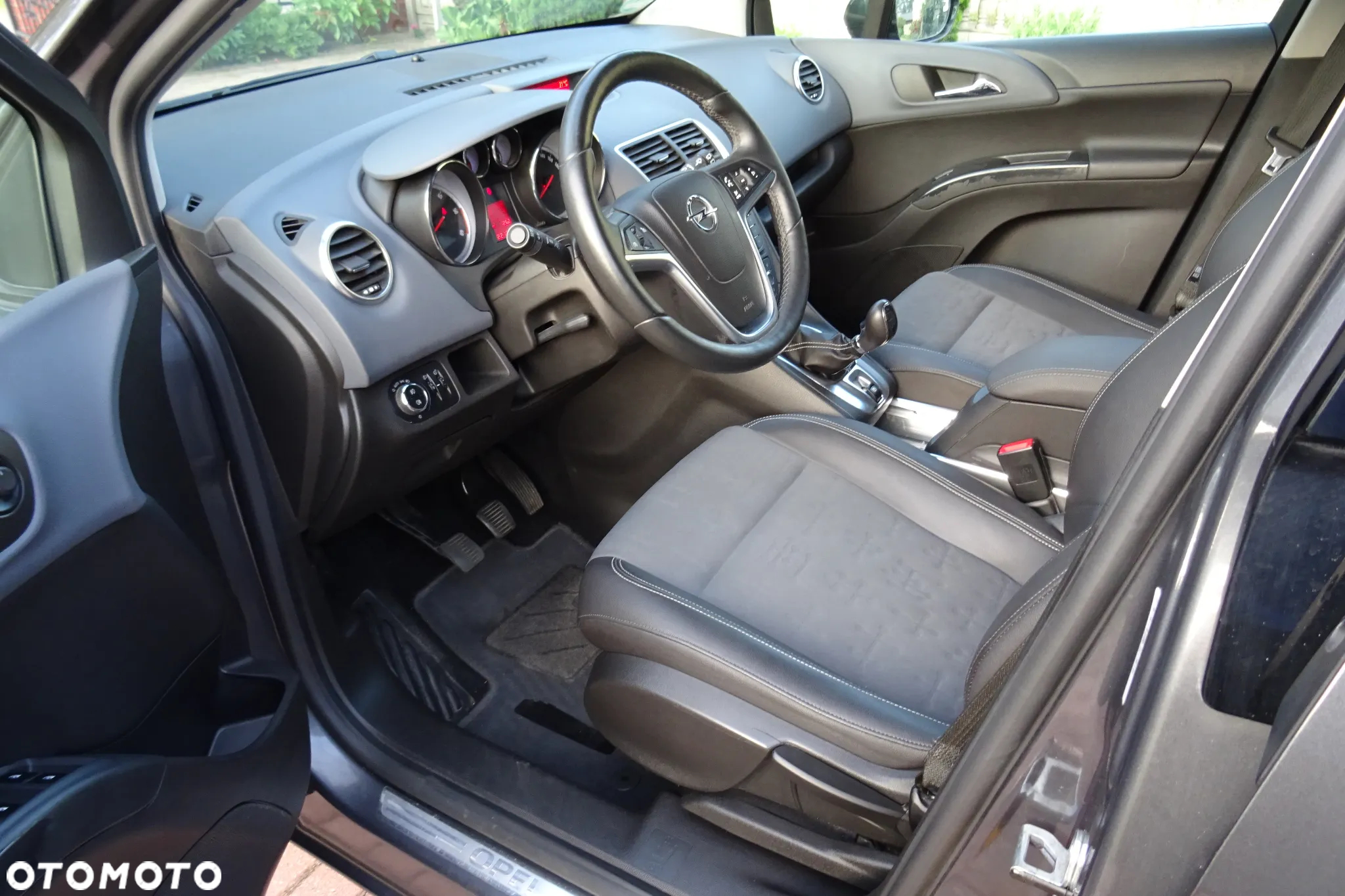 Opel Meriva 1.7 CDTI Cosmo - 8