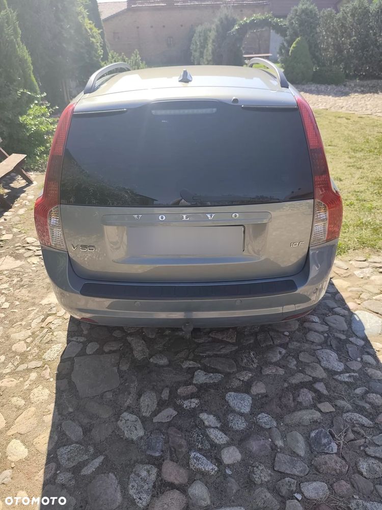 Volvo V50 - 8