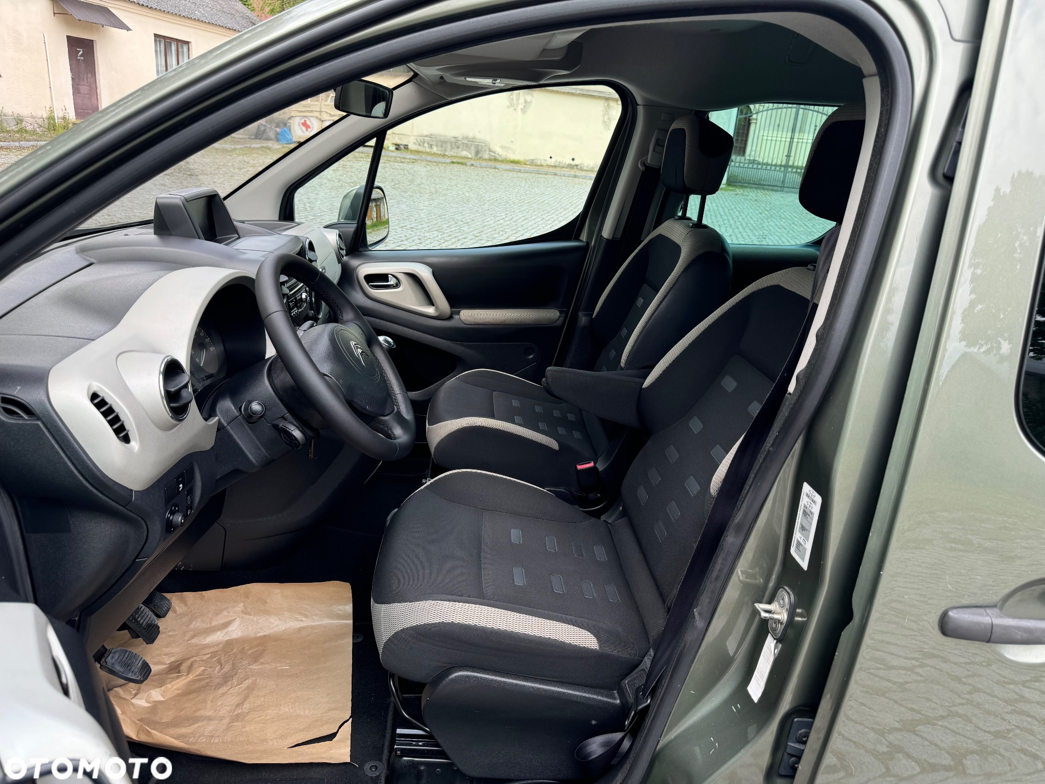 Citroën Berlingo 1.6 HDi XTR - 21