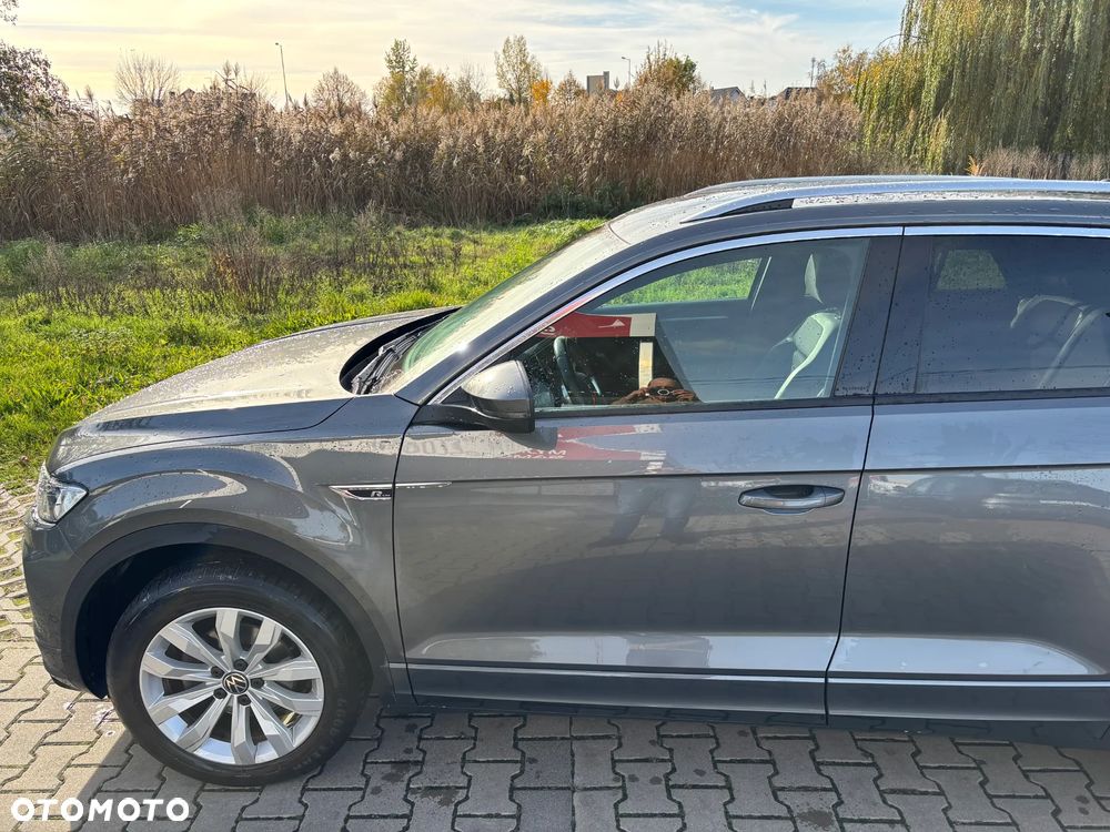 Volkswagen T-Roc 1.5 TSI R-Line DSG - 2