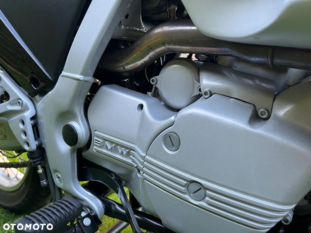 BMW F - 25