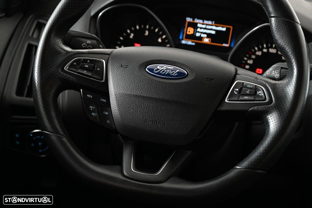 Ford Focus SW 1.5 TDCi ST-Line - 15