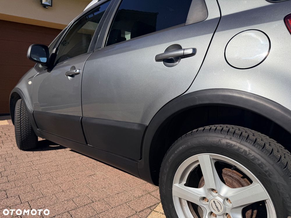 Fiat Sedici 1.9 Multijet DPF 4x4 Dynamic - 19