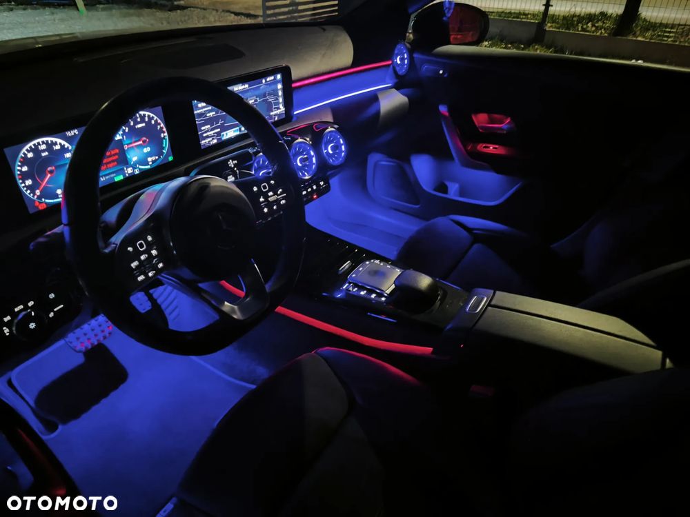 Mercedes-Benz Klasa A 250 E AMG Line 8G-DCT - 17