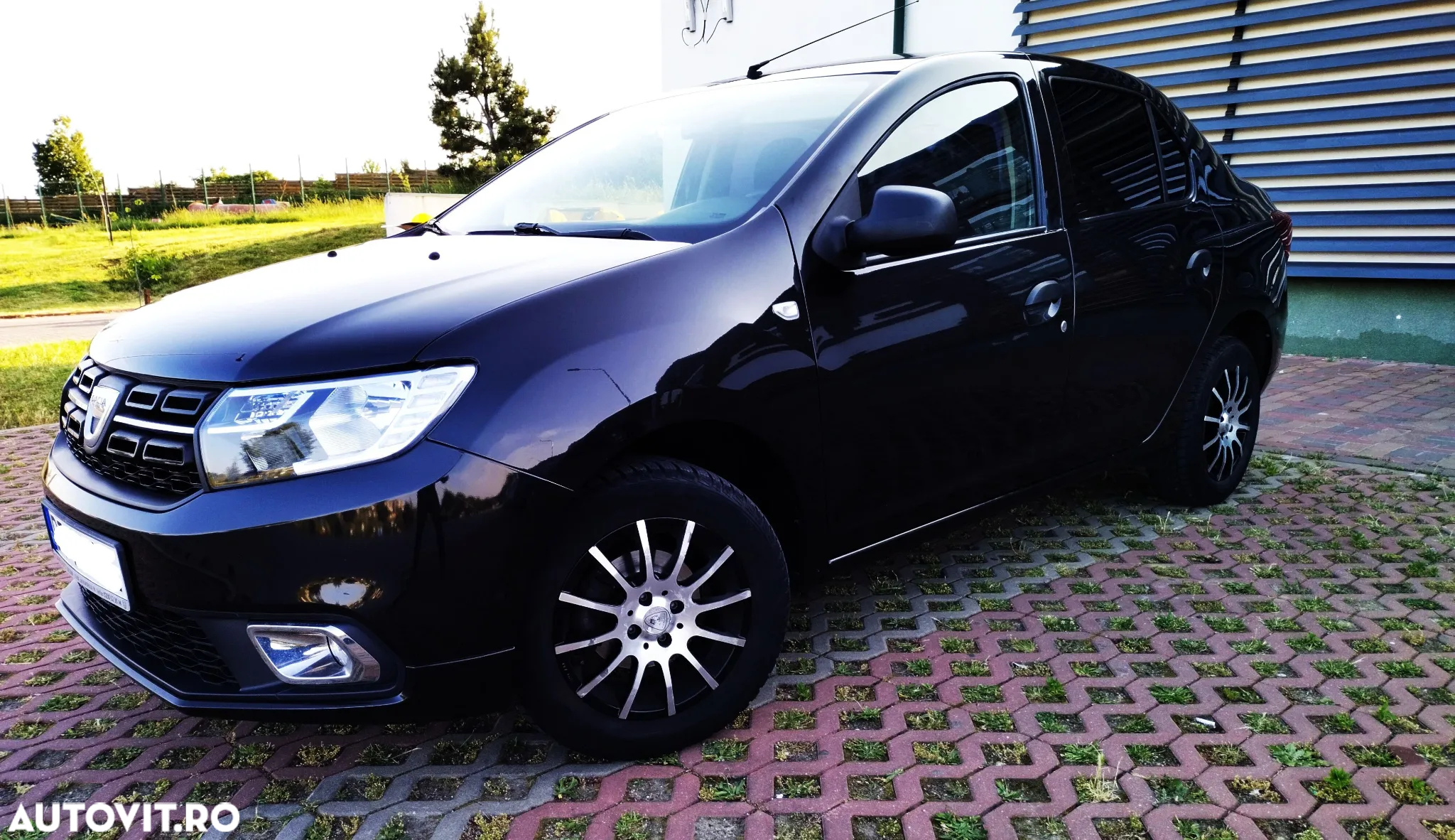 Dacia Logan 0.9 TCe GPL SL PLUS - 2
