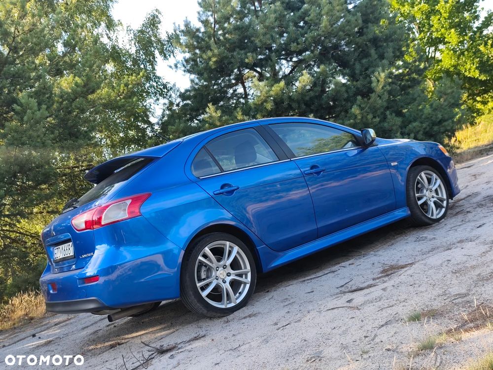 Mitsubishi Lancer 1.8 Intense - 16