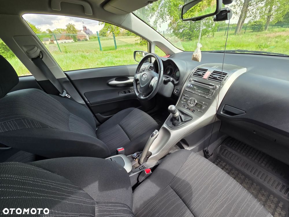 Toyota Auris 1.6 VVT-i Prestige - 10