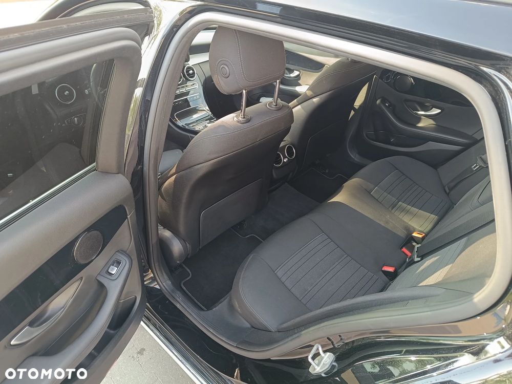 Mercedes-Benz Klasa C 200 d 9G-TRONIC - 12