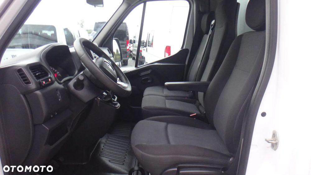 Renault Master - 11
