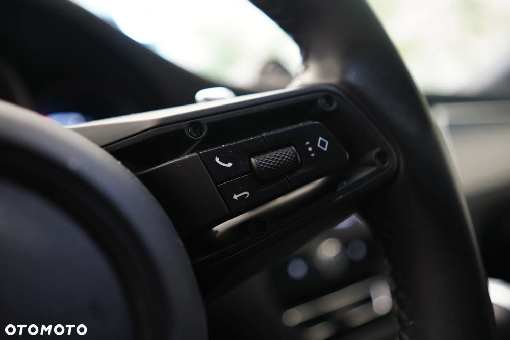 Porsche Macan Standard - 22