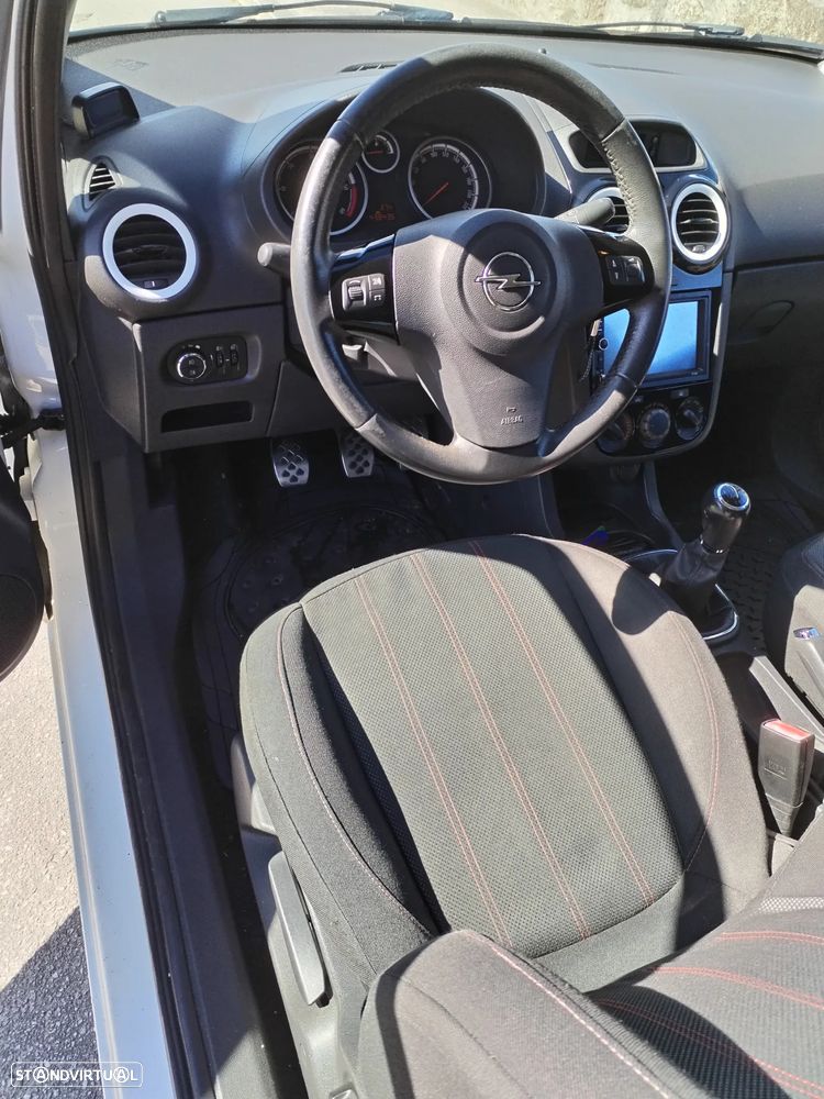 Opel Corsa 1.3 CDTi - 17