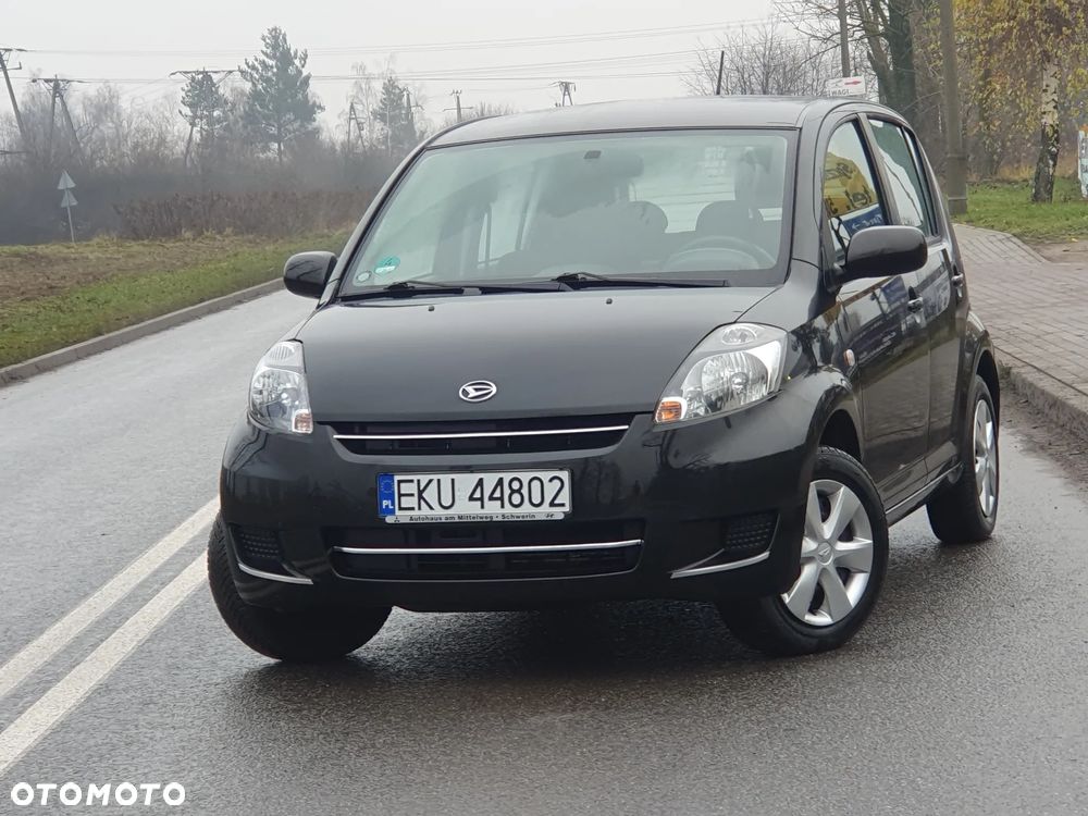 Daihatsu Sirion - 19