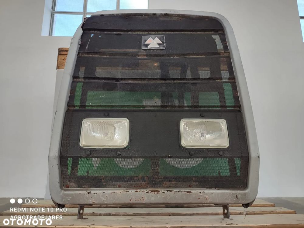 Siatka maski 3805876M91 reflektory MASSEY FERGUSON 8170 - 4