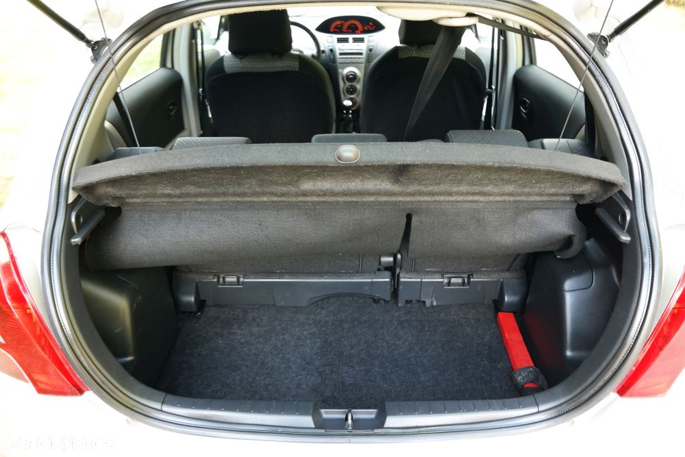 Toyota Yaris 1.33 Luna - 13