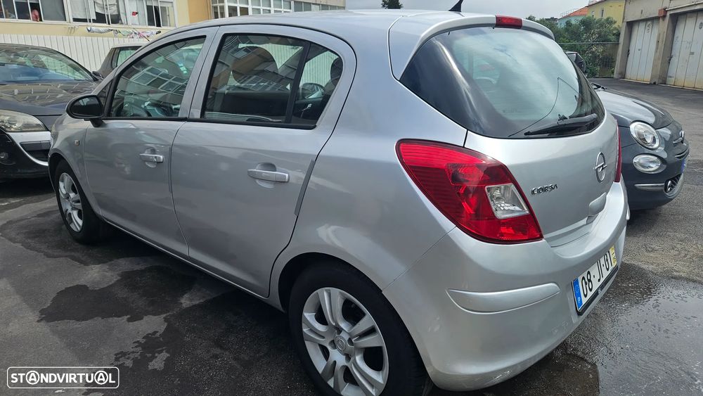Opel Corsa 1.2 Enjoy - 4