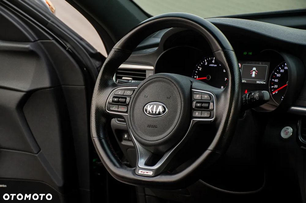 Kia Optima - 29