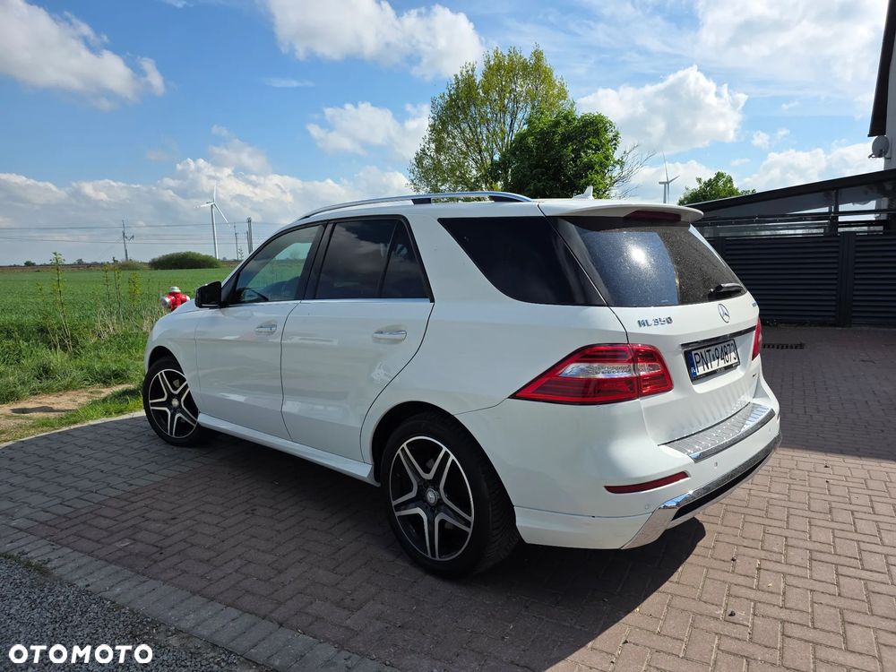 Mercedes-Benz ML 350 BlueTEC 4MATIC 7G-TRONIC Edition 1 - 4