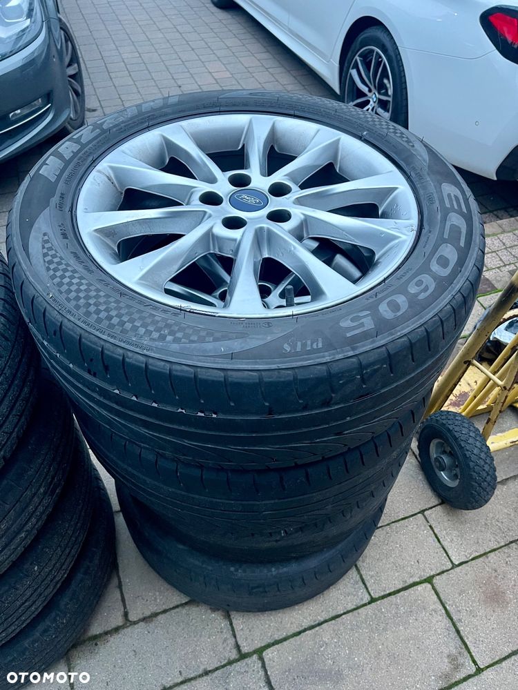 Ford Mondeo 2.0 Hybrid Titanium - 35