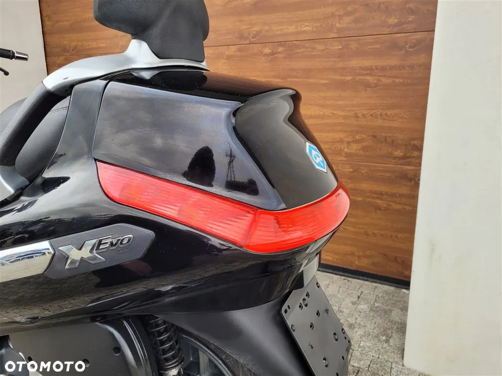 Piaggio Xevo - 30