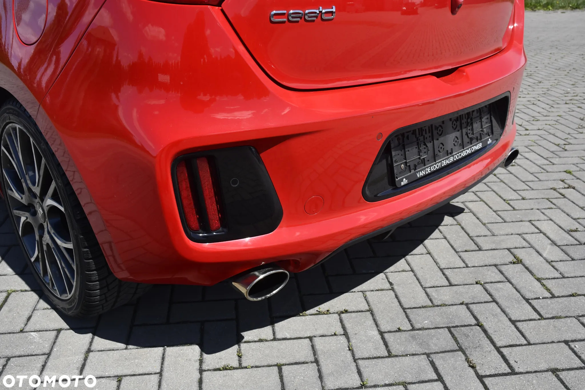 Kia Ceed 1.6 T-GDI GT - 17